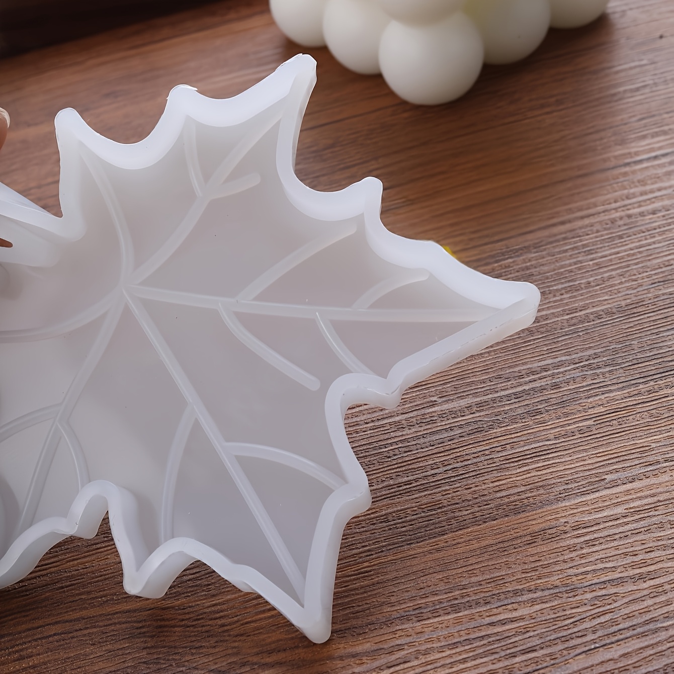 1PC Ahornblattförmige Silikonf – Soap Making Material Bewertung und Preis